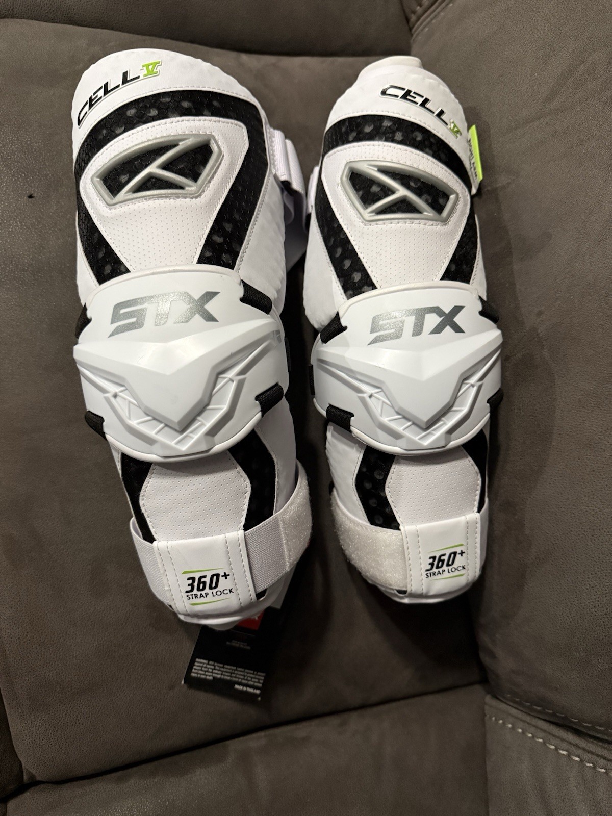 STX Cell V ARM PAD White 
