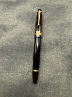 Pilot Fountain Pen Custom 823