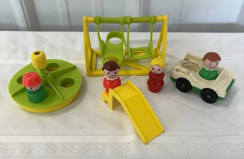 Vintage Fisher Price Little People Playground w/ 4 Figures Play Family Toy