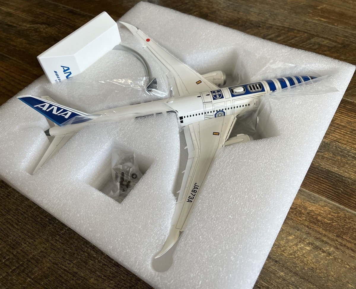 NEW JC WINGS 1:200 scale ANA BOEING 787-9 STAR WARS R2D2 JA873A