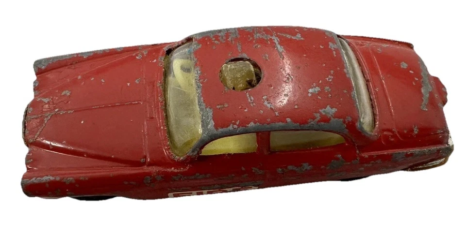 Jaguar MK-10 1/64 Vintage Husky British Diecast Fire Dept Vehicle JUNKYARD - Image 3 of 4