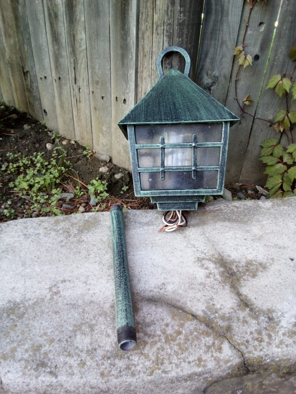Garden Light/120V/Cast Aluminum