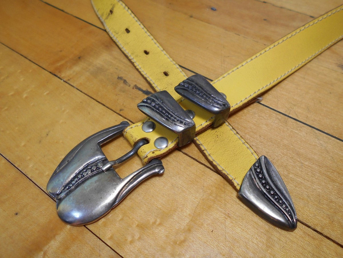 Vintage Avignon Yellow Leather Belt Size S Made in France 
