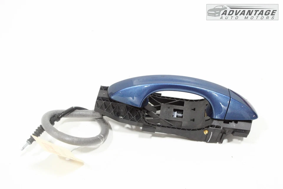 Manija de puerta exterior trasera derecha VW Golf Alltrack 17-2019 azul seda metálica OEM Foto 2 de 4