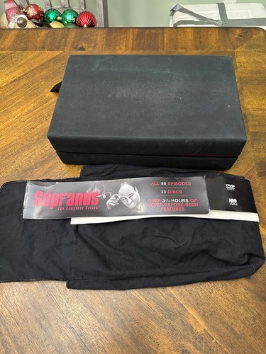 The Sopranos - The Complete Series (DVD, 2008, 33-Disc Set) Never viewed - New - Picture 2 of 10