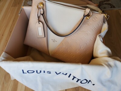 Louis Vuitton Empreinte V Tote MM Beige Cream Tote Bag