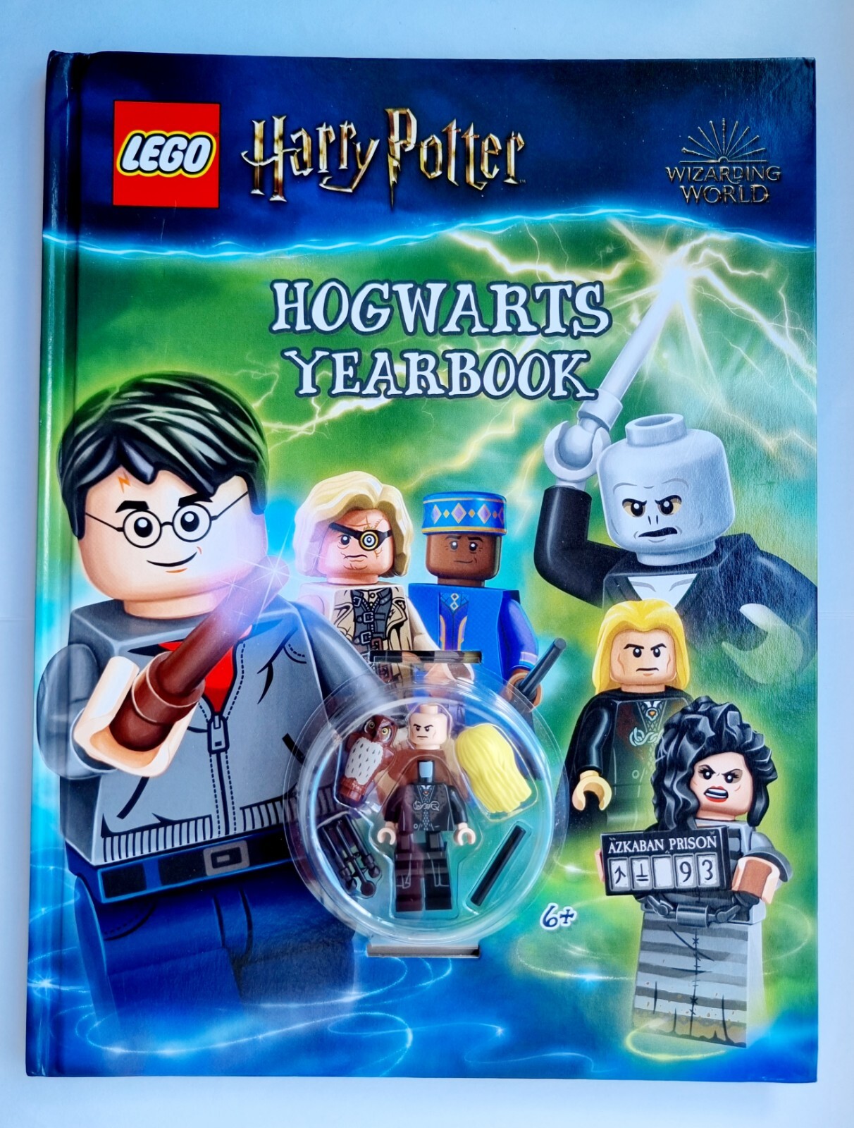 NEW HARRY POTTER YEAR BOOK WITH EXCLUSIVE LUCIUS MALFOY MINIFIGURE BRAND NEW