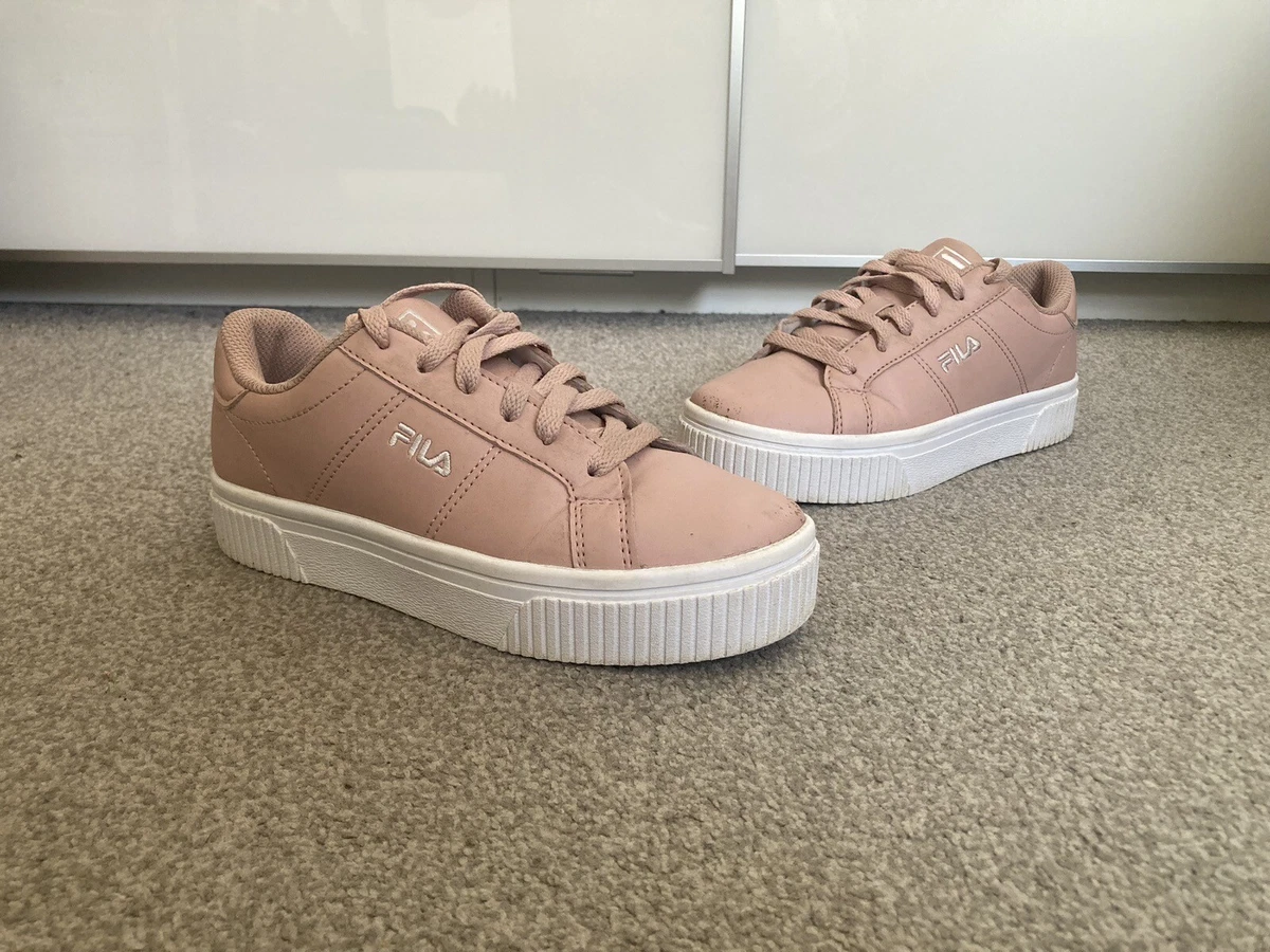 Fila junior size 3 deals
