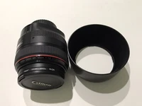 Canon EF 85mm F1.2 L USM Lens With Hood & Lens Cover