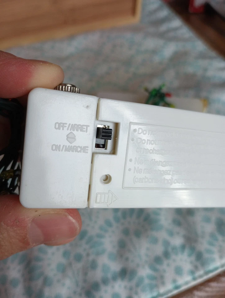 Large Lot Vintage Miniature Dollhouse 1:12 Electric Lights Accessories Christmas - Image 4 of 4