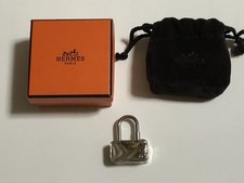  Used HERMES Cadena Padlock Trunk 2009 Silver Lock Bag Charm