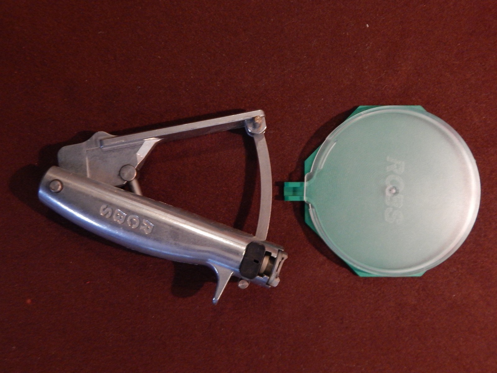 RCBS RELOADING EQUIPMENT PARTS AND DIE SETS COMES  AS IS *READ DESCRIPTION*