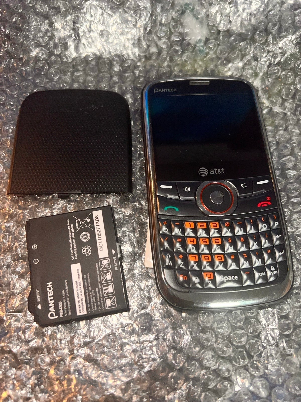 Pantech Link P7040 Black - 79 MB - Black (AT&T)