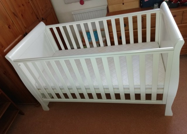 obaby lincoln sleigh cot bed