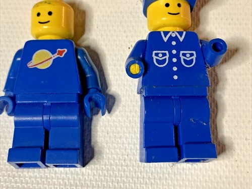 Lego 2 Men Blue 1 Hat Building Parts Pieces - Picture 9 of 12