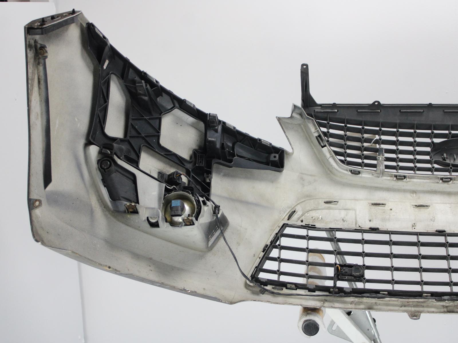 FORD MONDEO MK4 FRONT BUMPER WITH PARKING SENSORS PDC SEA GREY 2007-2011  - Picture 10 of 11