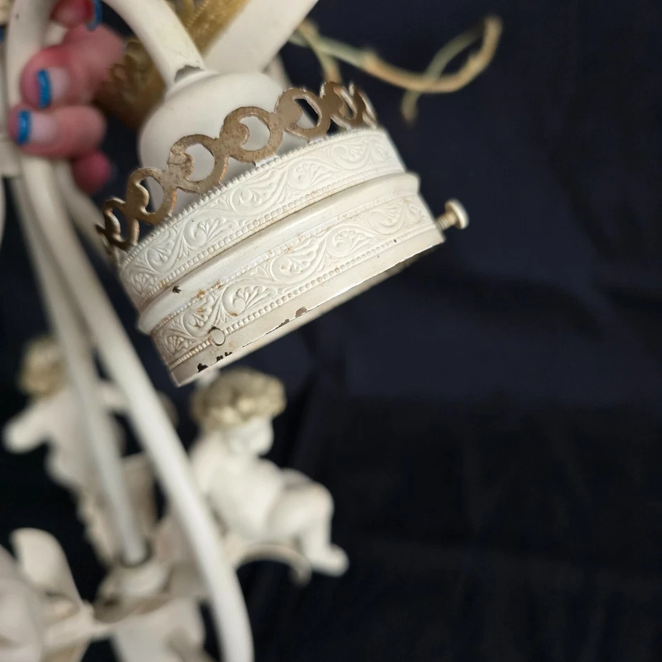 Lámpara colgante francesa 3 pantallas de vidrio esmerilado querubines 20" x 20" PARA REPUESTOS Foto 3 de 4