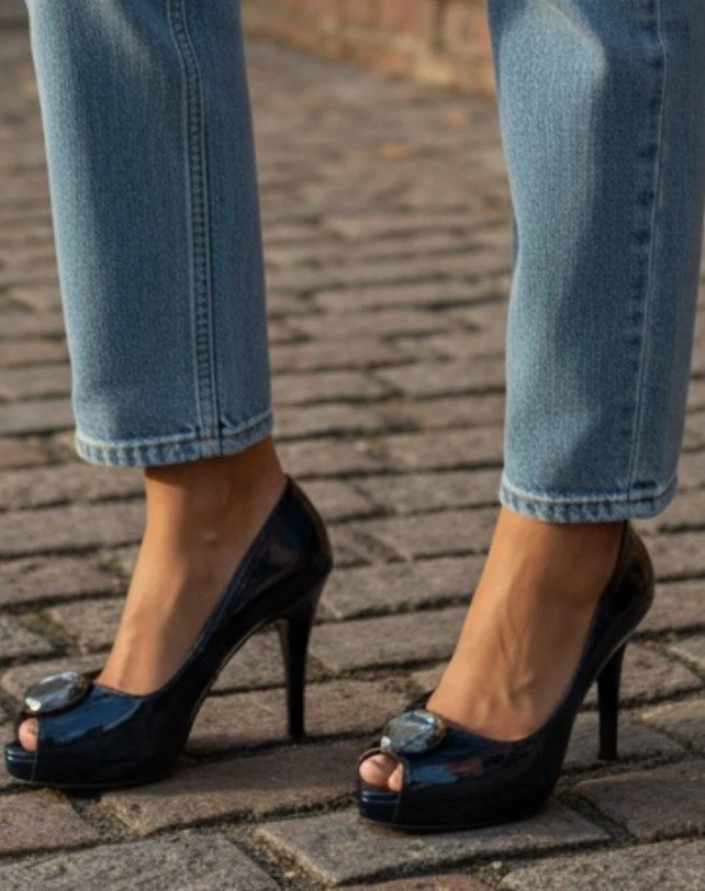 Zapatos Nando Muzi Azul Oscuro Charol Piedra Gema Tacones Punta Abierta 37.5 / 7.5 Foto 2 de 4