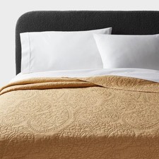 Twin/Twin XL Garment Washed Paisley Stitch Quilt - Threshold