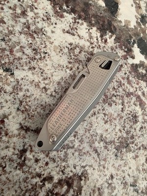 Leatherman Free T2 MultiTool with Pocket Clip