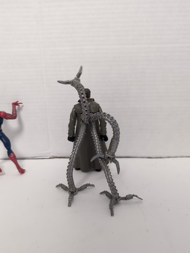 Spiderman 2, Doc Oc, Octavias, New Green Goblin W/ Glider And Bow Hasbro Toywiz - Picture 10 of 15