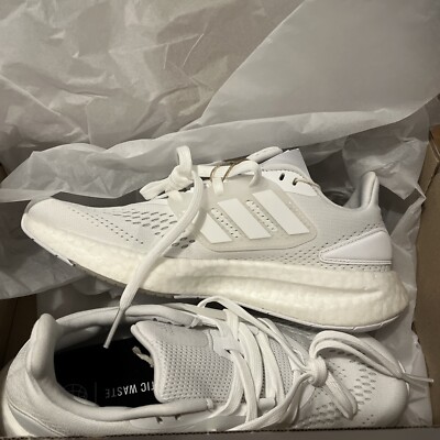 Size 6 - adidas PureBoost 22 White 
