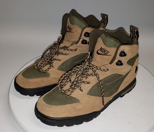VTG 2000 Nike ACG Hiking Boots Womens 
