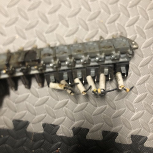 PNEUMAX Solinoid valve bank - Picture 4 of 4