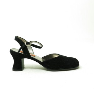 crushed velvet pumps