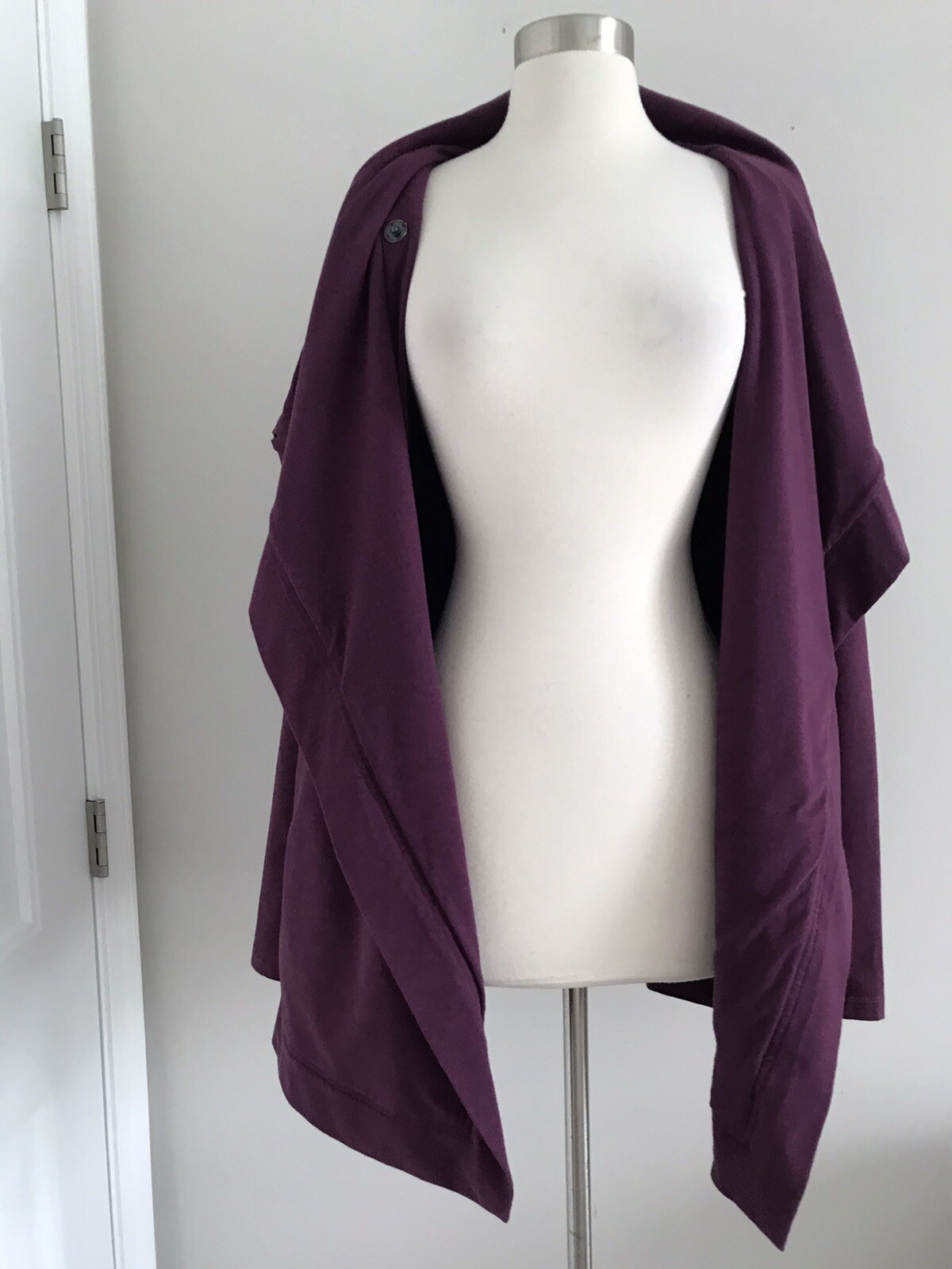 LULULEMON SNAP BUTTON FRONT PLEATED POCKETS TUNIC… - image 10