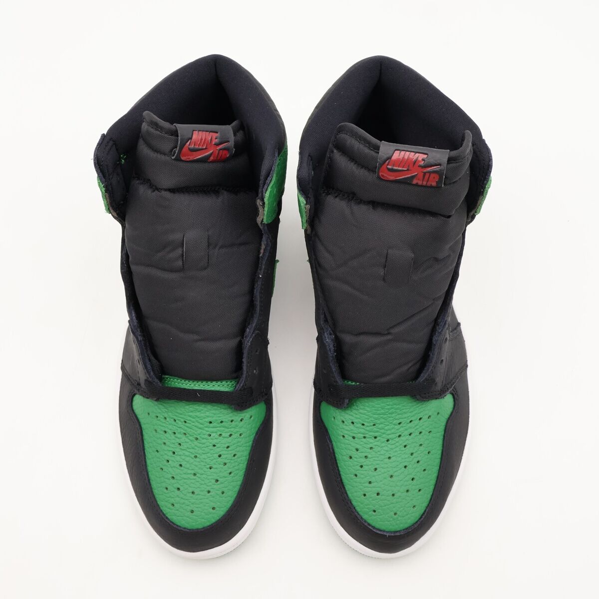 555088-030 Nike Air Jordan 1 Retro High OG Pine Green White 555088-030 Nike Air Jordan 1 Retro High OG Pine Green White
