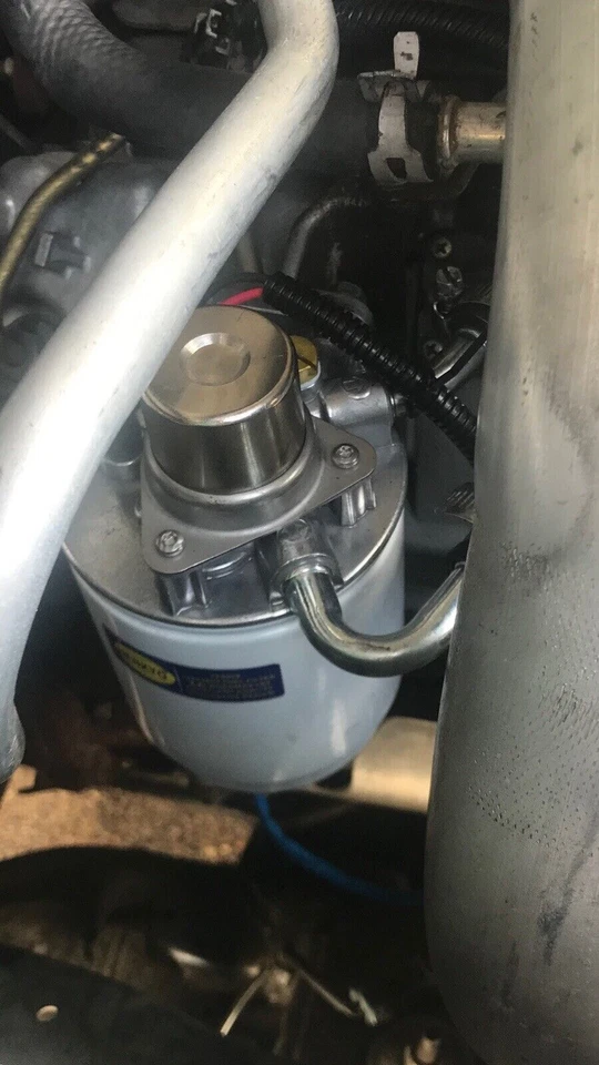 Корпус топливного фильтра GM # 97780061 2001-04 Chevy GMC Sierra Trucks GM LB7 Duramax - Изображение 2 из 4