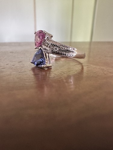 Pink Sapphire And Tanzanite 18k White Gold Crossover Ring With Diamond Shoulders - Picture 4 of 7