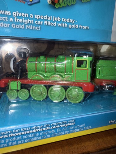 HENRY THOMAS FRIENDS TRAIN TAKE ALONG N PLAY DIECAST 2009 GOLD MINE VARIANT NEW - Picture 10 of 10