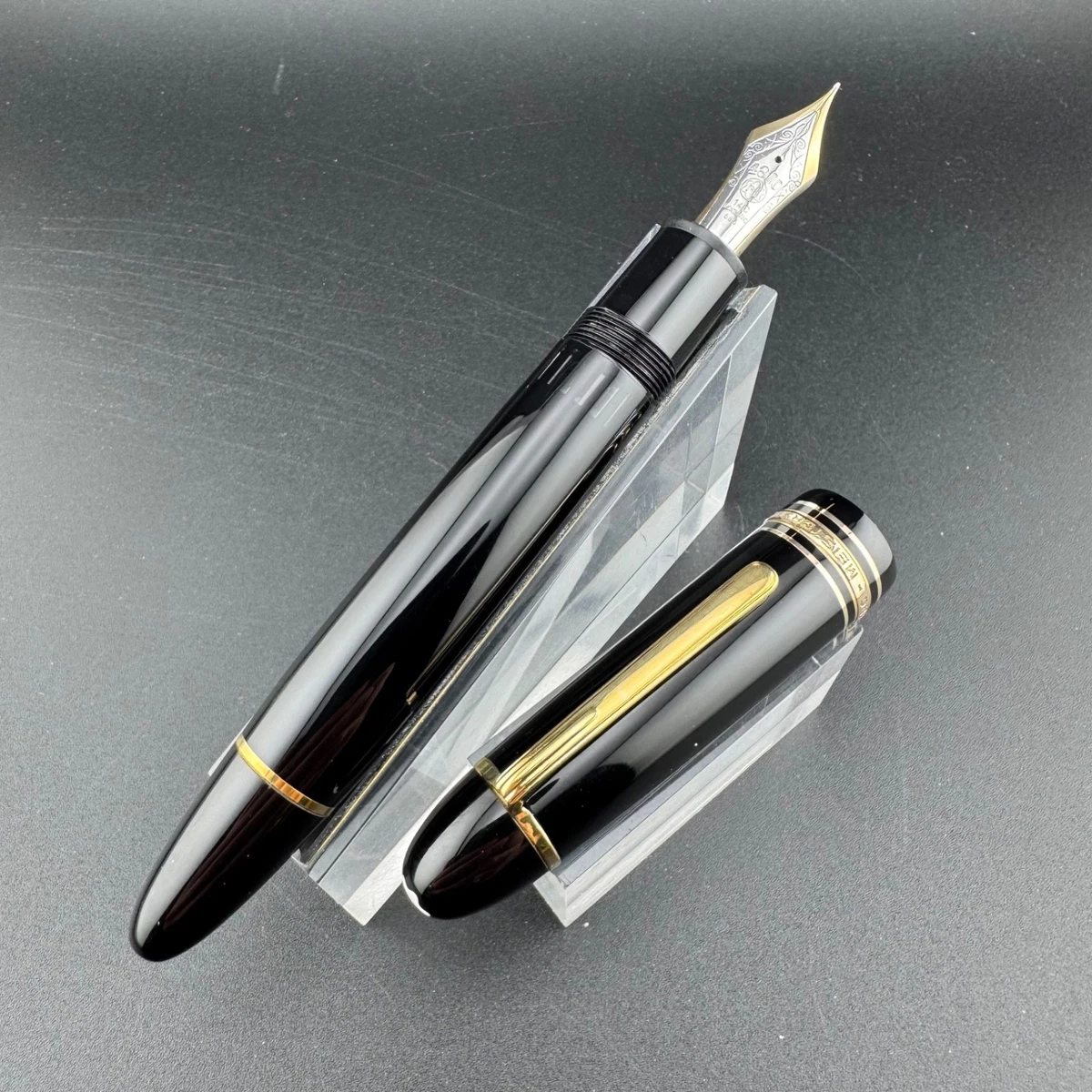 Extra Fine (EF) Nib Collectible Montblanc Fountain Pens for sale