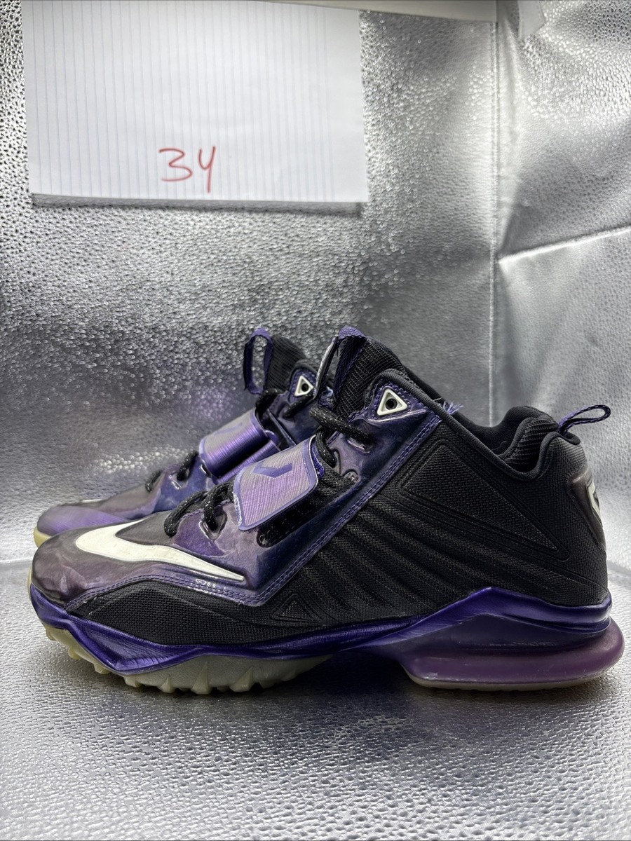 Nike Zoom CJ Trainer 2 Calvin Johnson SZ 10 Galaxy Black Purple