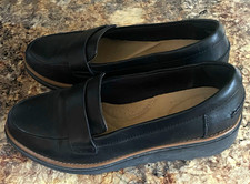 Clarks Sharon Gracie Black Loafers Size 6