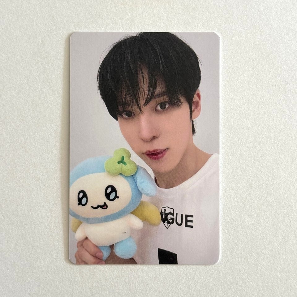 ATEEZ LINE FRIENDS Enter the Mighteez POP-UP Official MD Trading