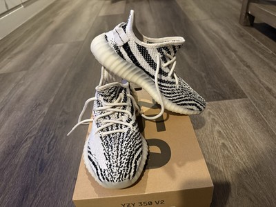 Adidas Yeezy Boost SPLY 350 V2 Zebra Size 6 Mens
