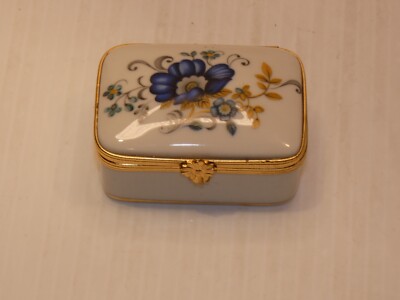 Vintage P. Pastaud Limoges France Porcelain Miniature Box, Flower