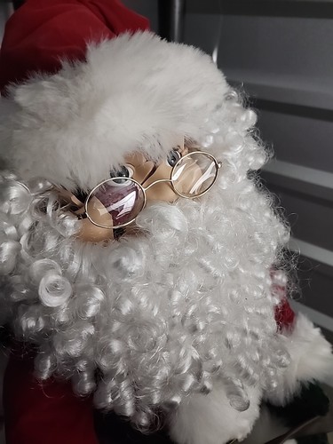 Broken Face - Santa’s Best Vintage Christmas 36” Motion L Riding Plush Reindeer - Picture 3 of 8
