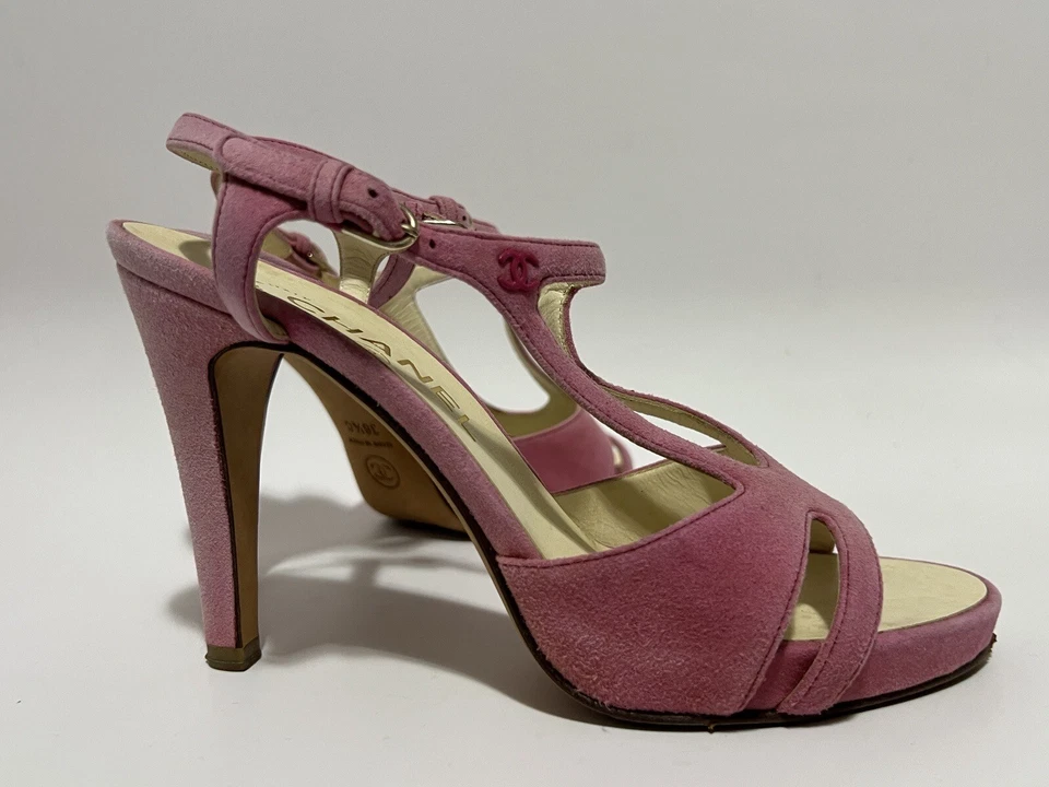 TACONES CHANEL ROSA GAMUZA LOGO 36,5 de colección Foto 4 de 4