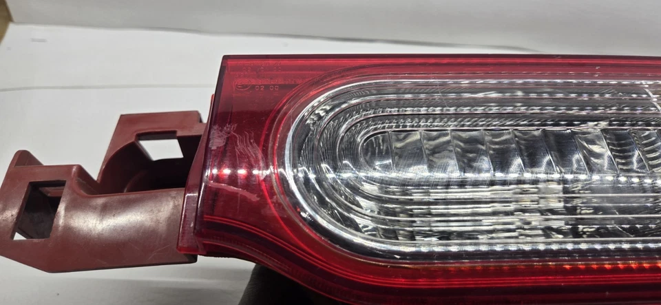 Conjunto de luz trasera derecha pasajero Nissan Cube 09-11 713094 Foto 4 de 4