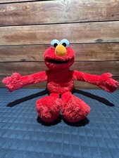 Elmo Sesame Street Talking/Hugs Interactive Plush-Works 