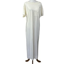 Everlane cream maxi T-shirt dress, minimalist, Scandi casual, lounge to street