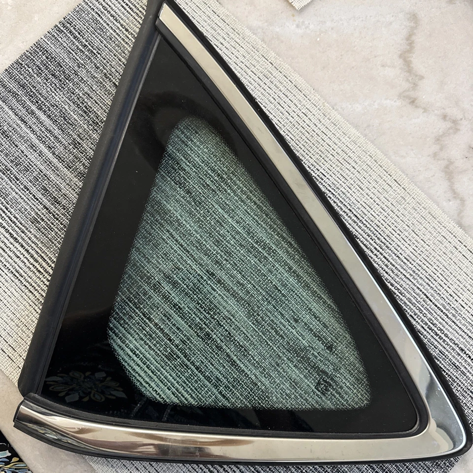 ACURA TLX 2021-2025 TRASERO DERECHO PASAJERO CUARTO VENTANA CRISTAL OEM Foto 3 de 4