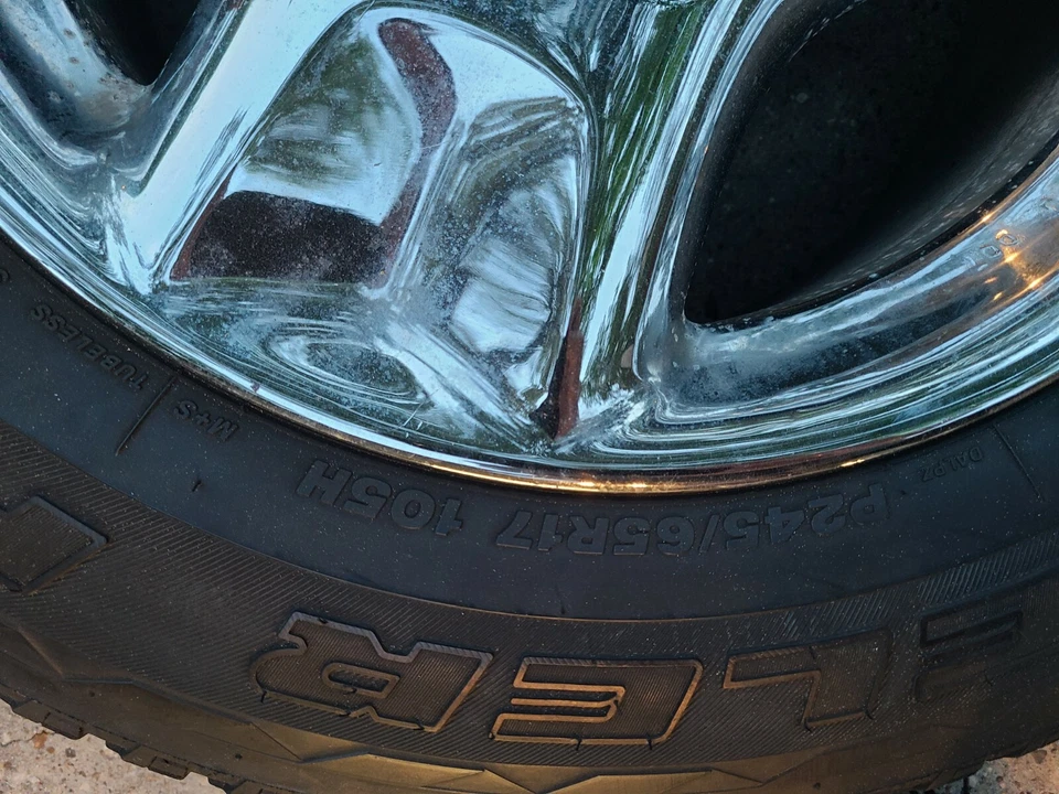 paquete ruedas y neumáticos Bridgestone Foto 2 de 4