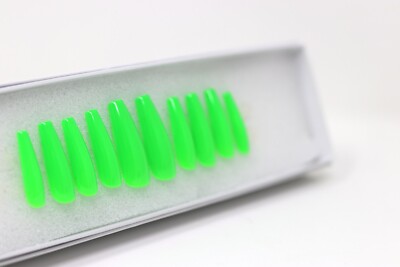 Press On Nails Long Coffin Shape ''It's Electric''