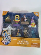 DISNEY "THEME PARK CHARACTERS" FIGURE PLAYSET YETI GHOST PIRATE FIGMENT BEAR NEW