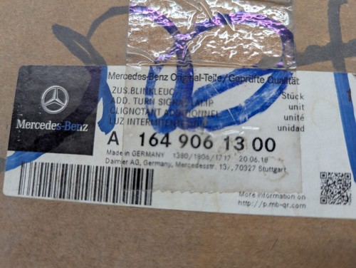 Genuine Mercedes-Benz Add Turn Signal Lamp 164-906-13-00-64 - Foto 3 di 3